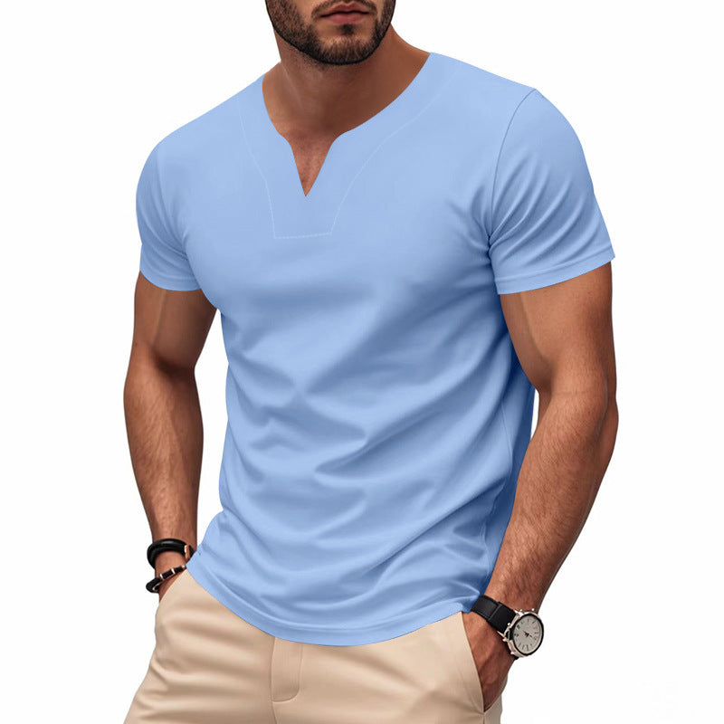 Herrer V-hals T-shirt med sporty snit og åndbart materiale Stilla