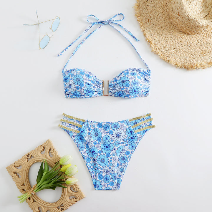 Dame bandeau-bikini med blomstret design og glinsende detaljer Stilla