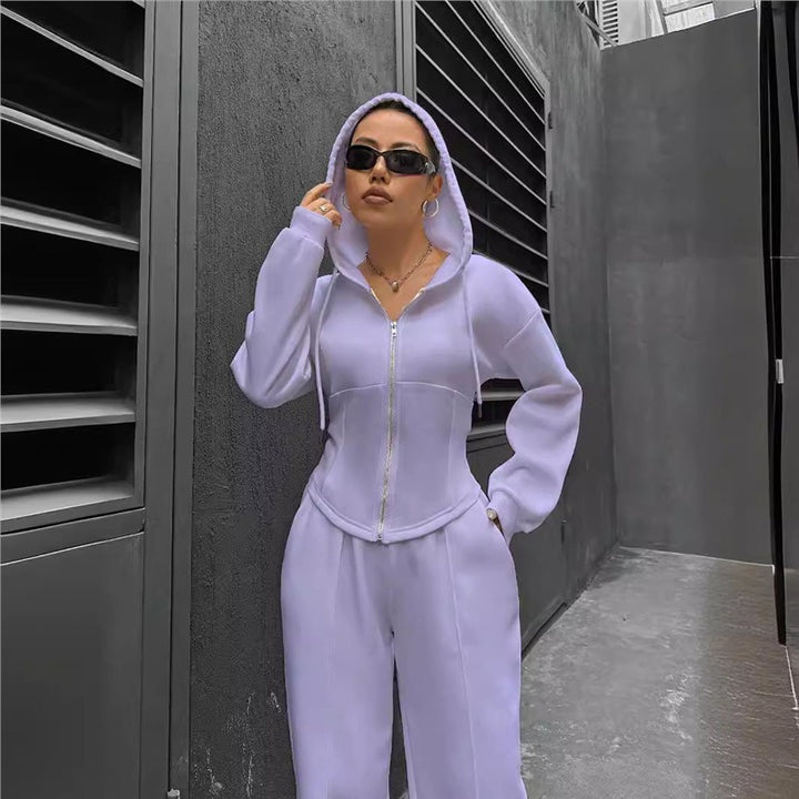 Kvindernes figurformende hoodie sæt med subtile lynlåsdetailler Stilla