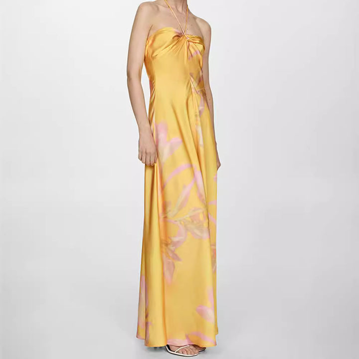 Dame Maxi-kjole med elegant drapering og blomstermønster Skovae