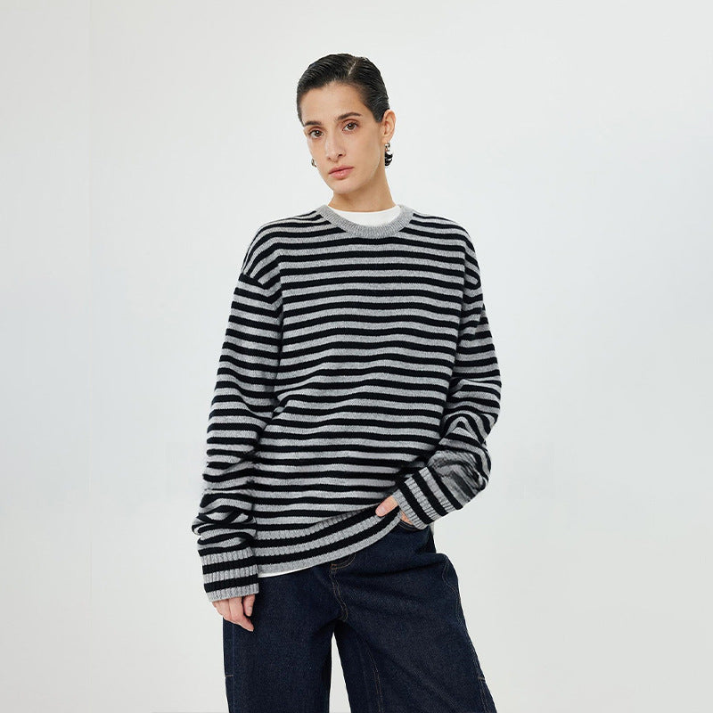 Kvindernes fashionable rullekrave sweater med stribemønster Stilla