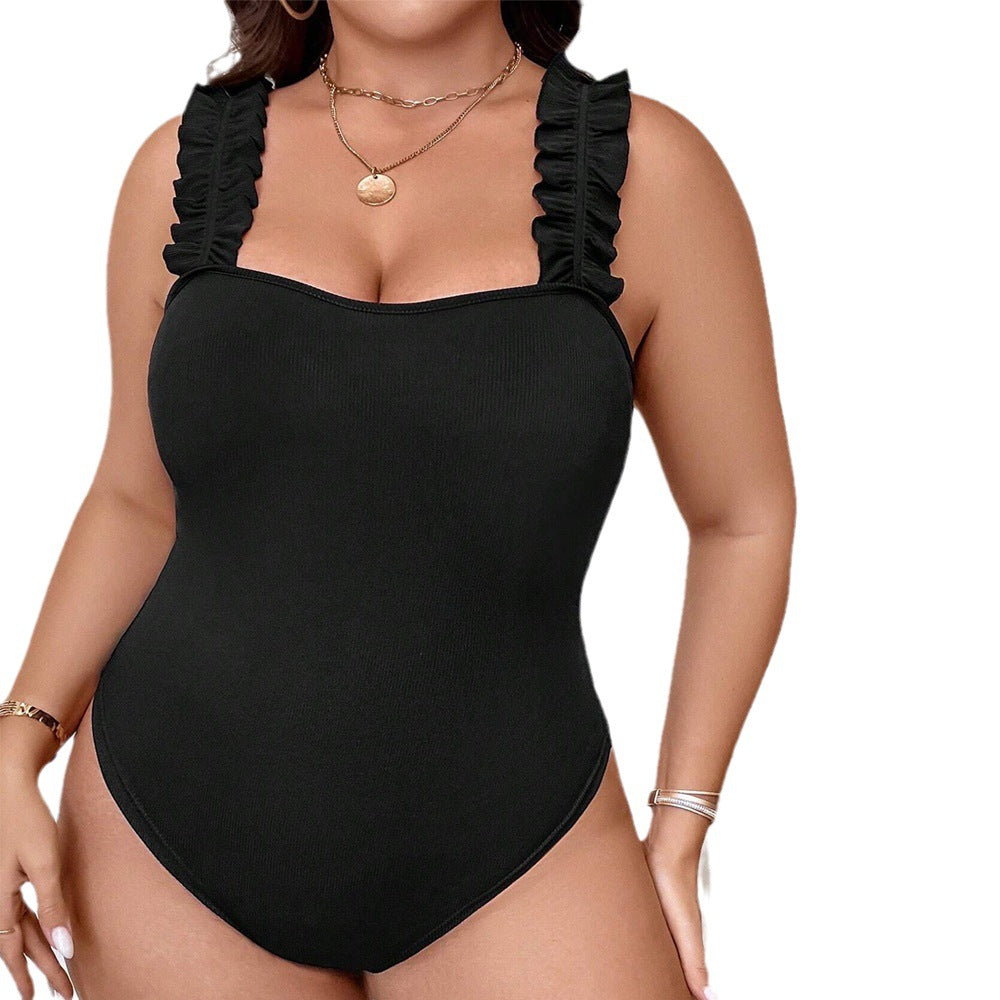 Dame figursyet body med feminine flæsedetaljer Stilla
