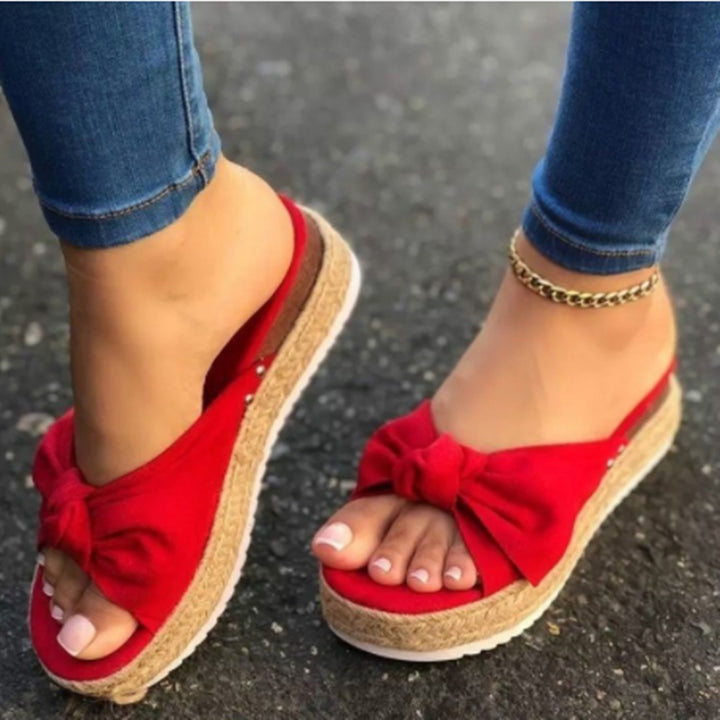 Dame komfortable sommer-sandaler med flettet design og moderne sløjfeakkent Stilla