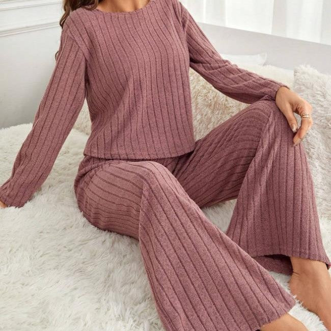 Dame Komfortabel Rib Pyjamasæt med løstsiddende bukser Stilla