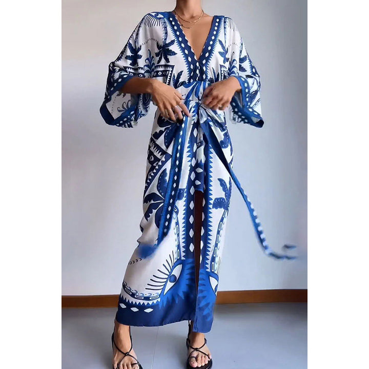 Dame kaftan-kjole med dyb V-hals og flydende ærmer Stiila