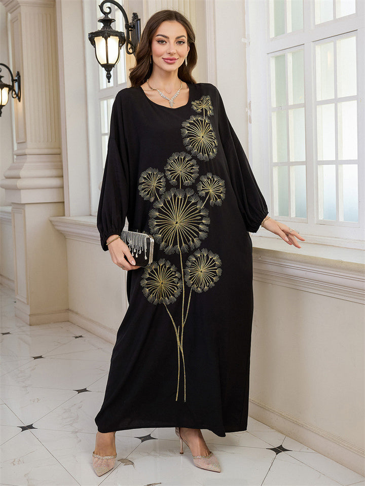 Dame maxikjole med kunstnerisk floralbroderi Stilla