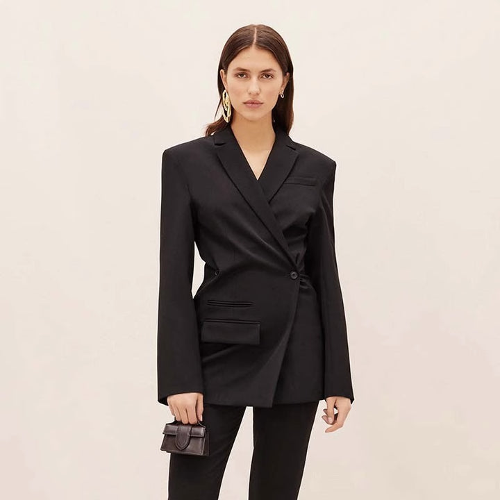 Damernes moderne snit blazer med asymmetrisk design Stilla