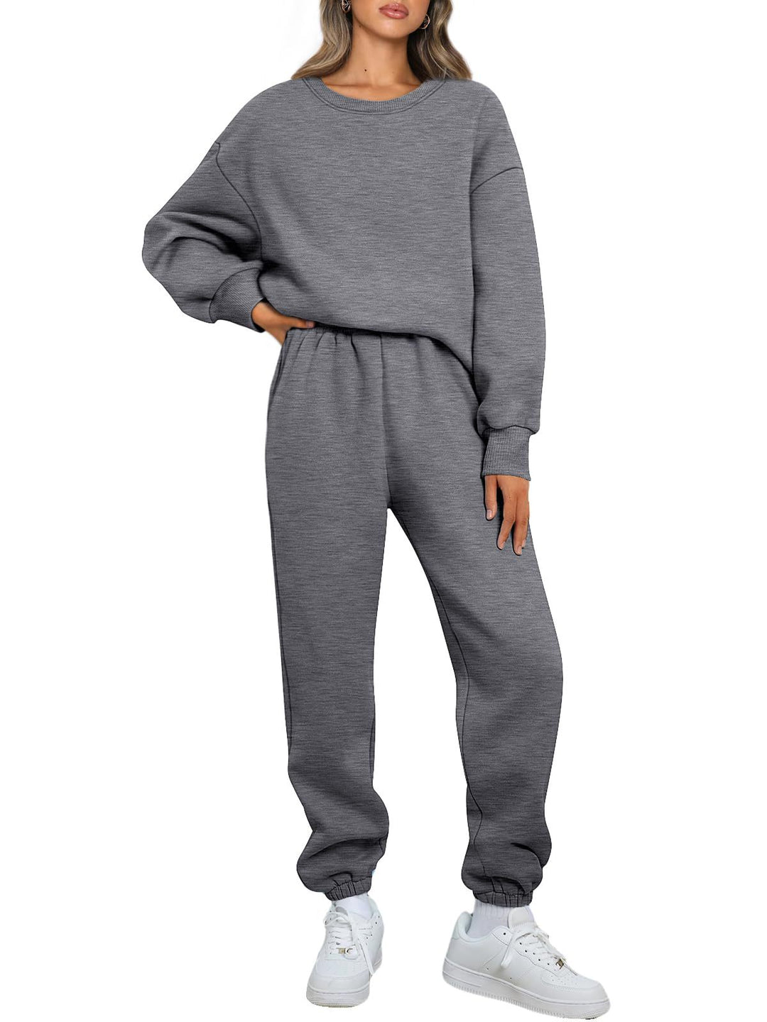 Kvindernes komfortable fritidssæt med oversized pasform og elastisk talje Skovae