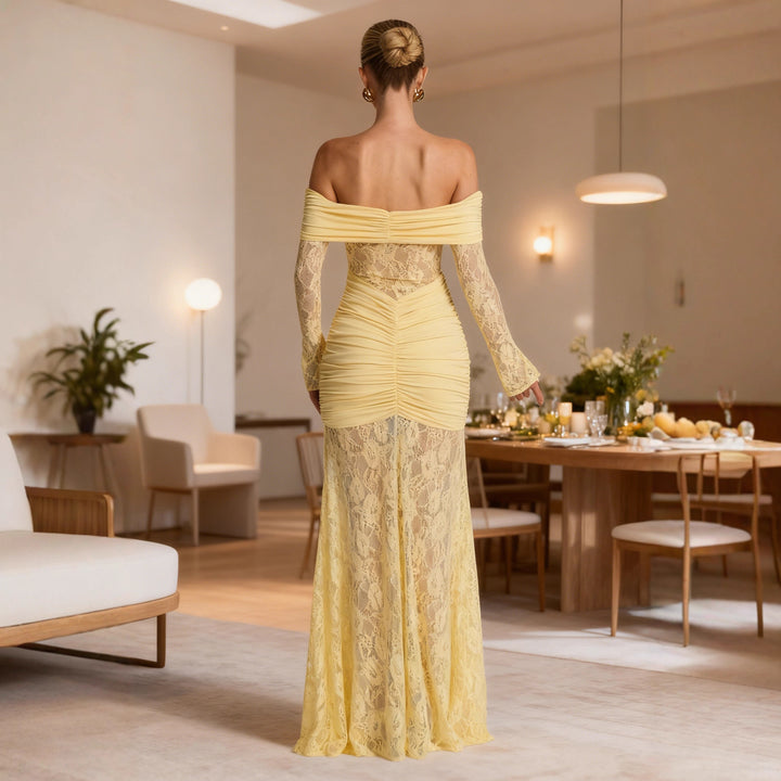 Damer Elegant Blonde Maxi Kjole med Raffinerede Flæsedetaljer og Off Shoulder Stropper Stilla