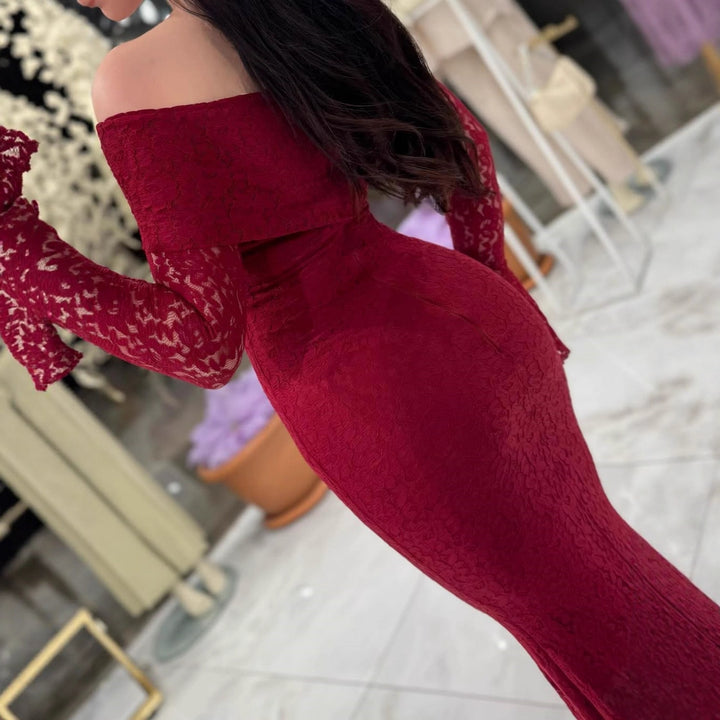 Damer Elegant Blondekjole med Off-Shoulder Design og Skøder Skovae