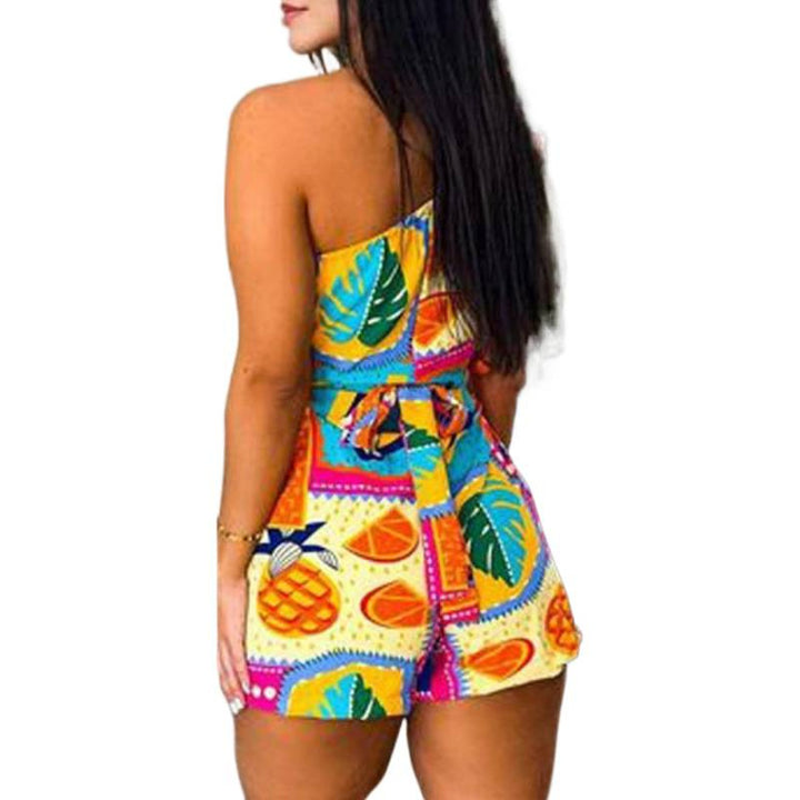 Damer jumpsuit med flæser og livligt mønster Skovae