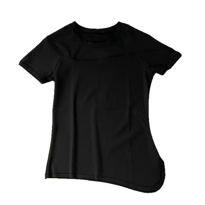 Dame Sports kortærmet T-shirt med innovativ asymmetrisk snit og åndbare egenskaber Stilla