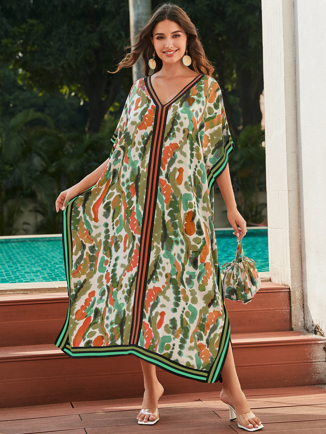 Dame Kaftan med livligt farvedesign og elegant V-udskæring Stilla