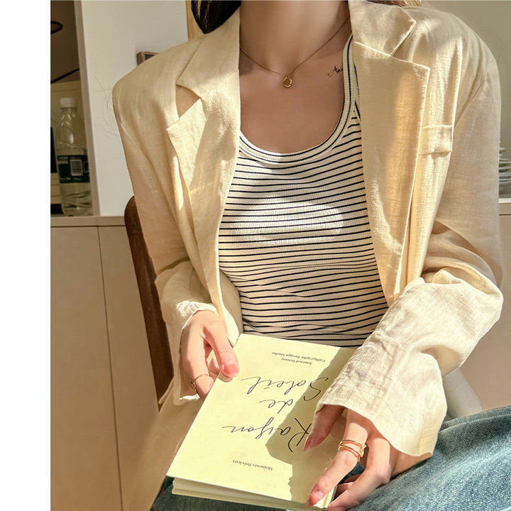 Dame Rund hals tanktop i elastisk stribet stof med figursyet snit Stilla