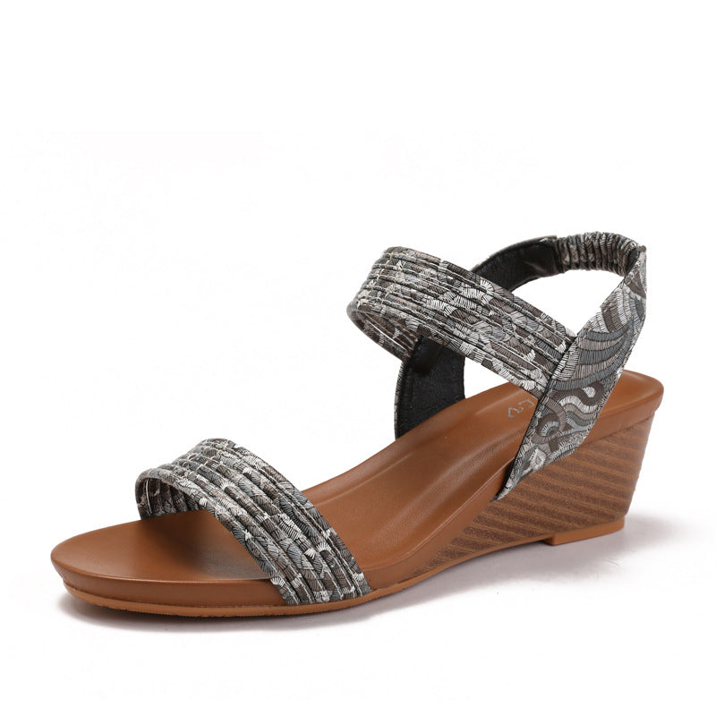 Dame kile sandaler med elastiske remme og moderne design Stilla