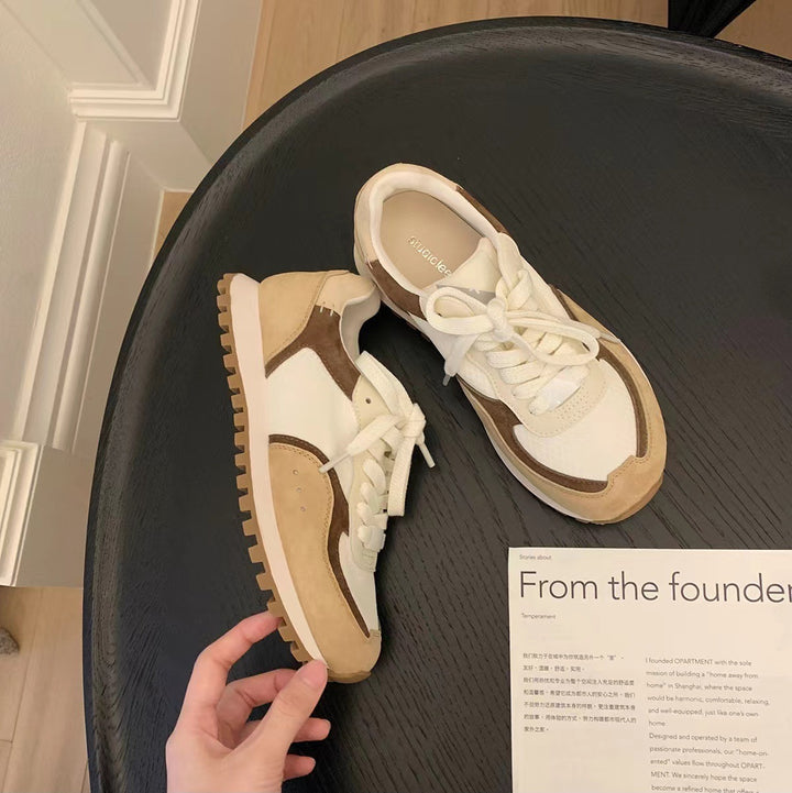 Dame Lettere Sport Sneakers med Struktureret Overdel Stilla