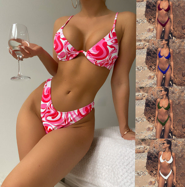 Dame bikini-sæt med minimalistisk design og dyb V-hals Stilla