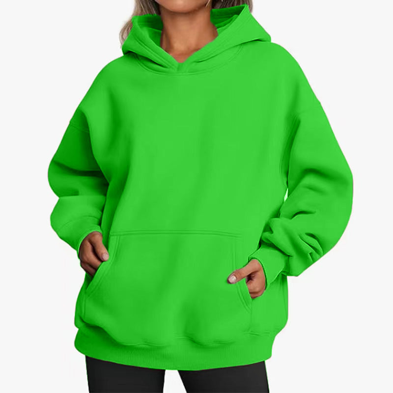 Kvinders oversized hoodie med praktiske kængurulommer og blød indvendig foring Skovae
