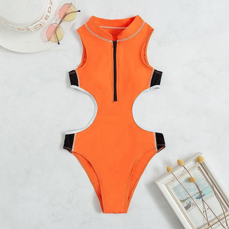 Dame Sporty One-Piece Badedragt med moderne Cut-Outs og kropsnær design Stilla