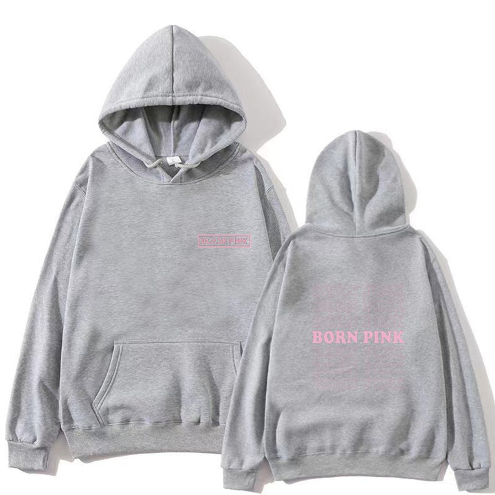 Kvinders hoodie med slående grafisk design Skovae