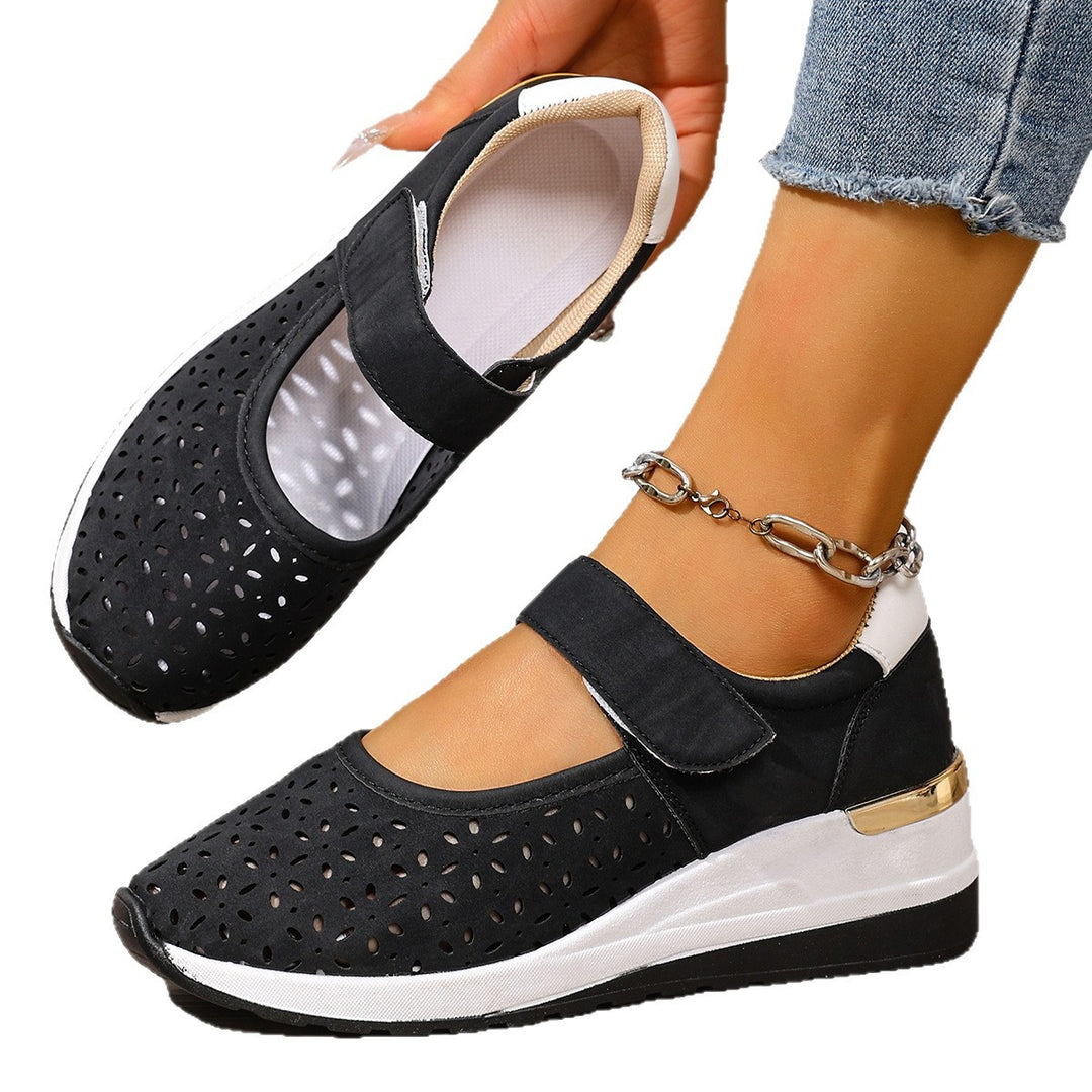 Dame komfortable sneakers med åndbar perforering og justerbar velcro-lukning Stilla