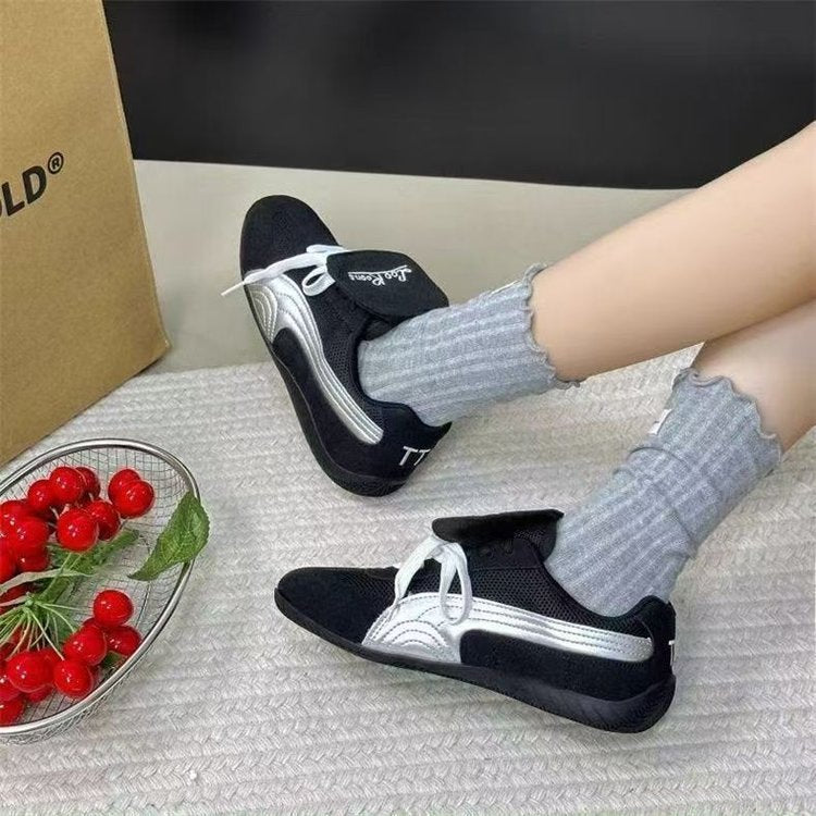 Dame Sporty Sneakers med åndbar mesh-overflade og moderne design Stilla