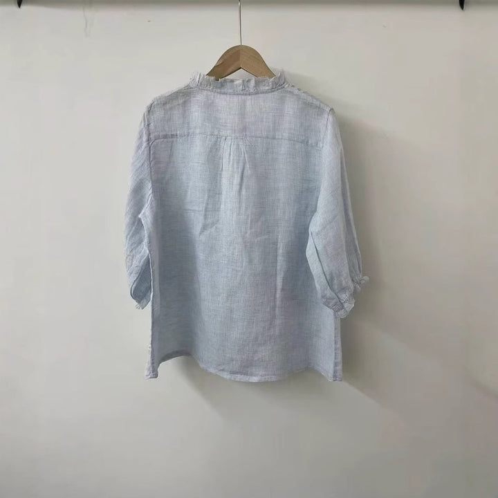 Femme Let foldebluse med knapper Stilla
