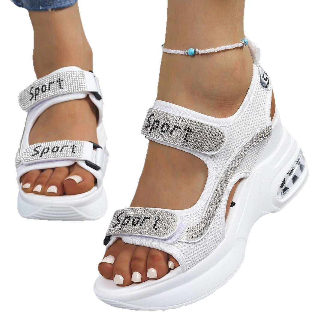 Dame Sporty Wedge-Sandaler med åndbart mesh-overflade og diskrete strass-accents Stilla