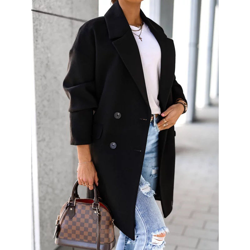 Dame elegant overgangsblazer i moderne snit med dobbelt knaplukning Stilla