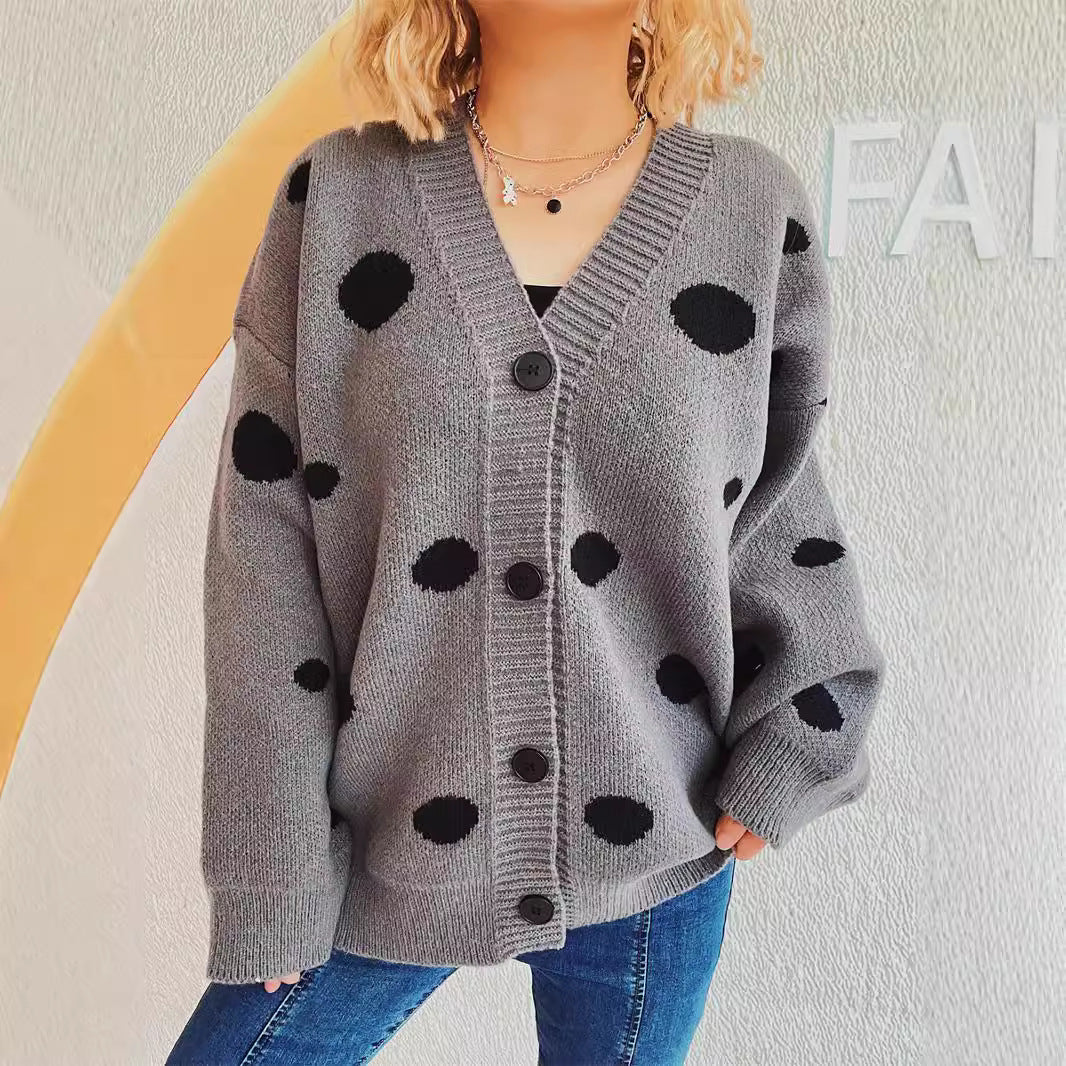 Dame mode strikket cardigan med unikt prikkedesign og behagelig pasform Stilla