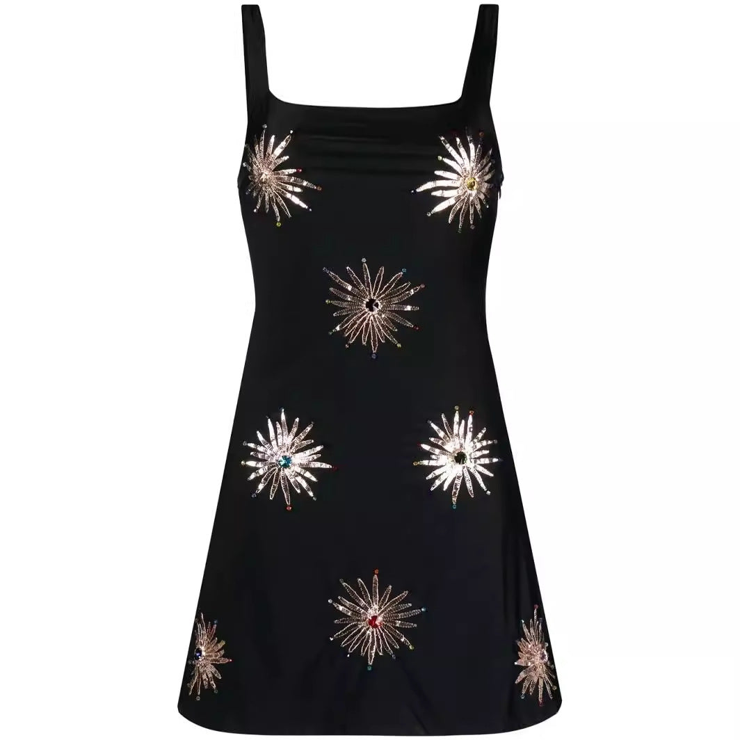Dame casual kjole med glitrende pailletter og trendy snit
