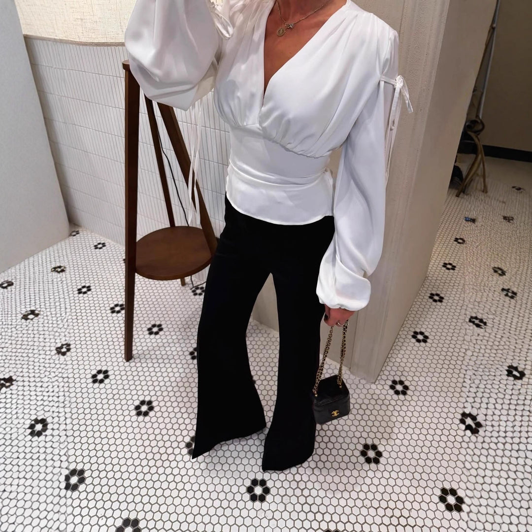 Kvindernes elegante bluse med voluminøse ærmer Stilla