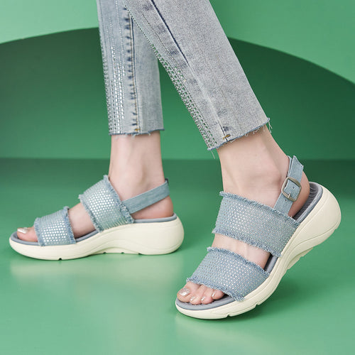 Dame sandaler med glitrende accenter og ergonomisk sål Stilla