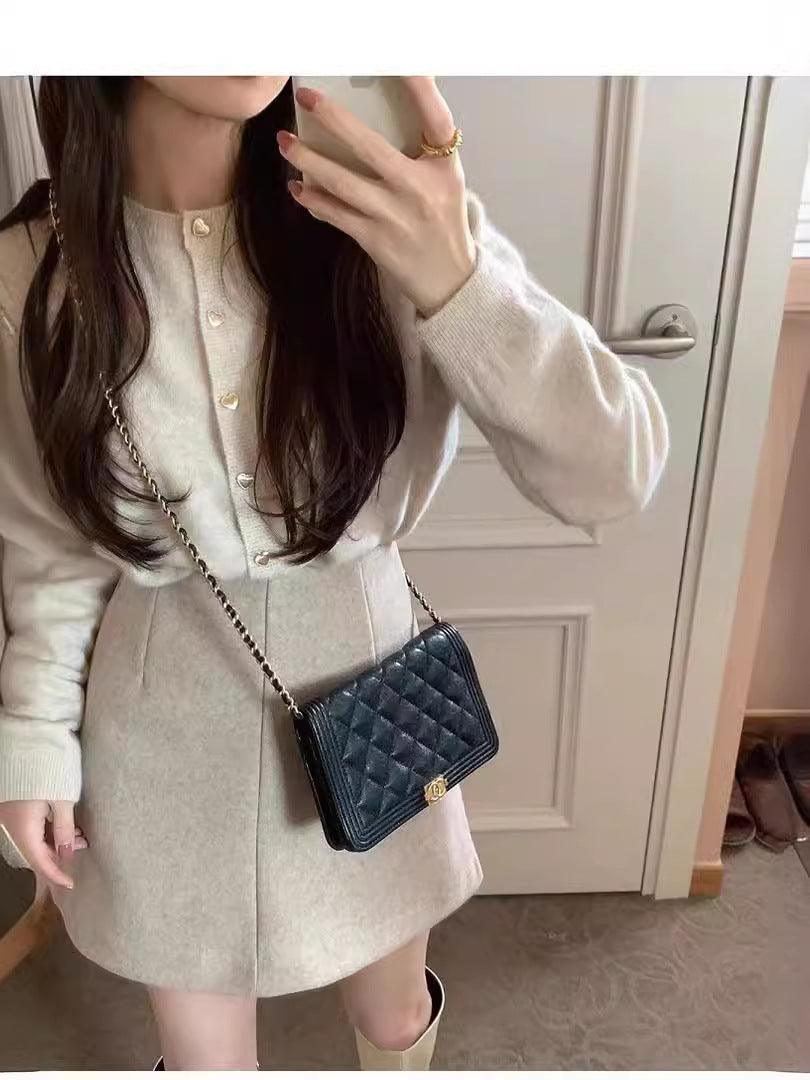 Kvinder Elegant Cardigan med Hjerteknapper og Fin Rib Struktur Stilla