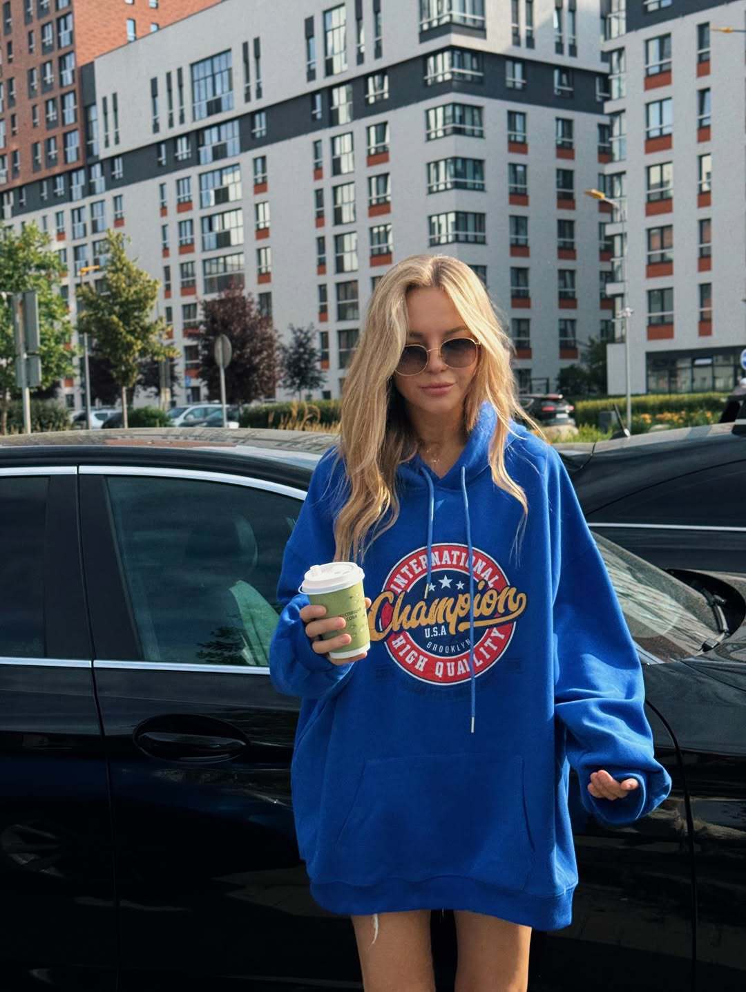 Kvinders casual hoodie med iøjnefaldende logo og behagelig oversized pasform Stilla
