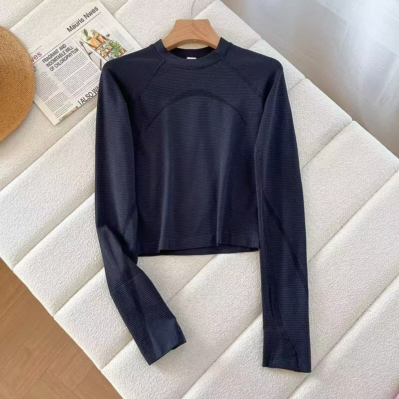 Kvindernes sporty langærmede skjorte med åndbare materialer Stilla