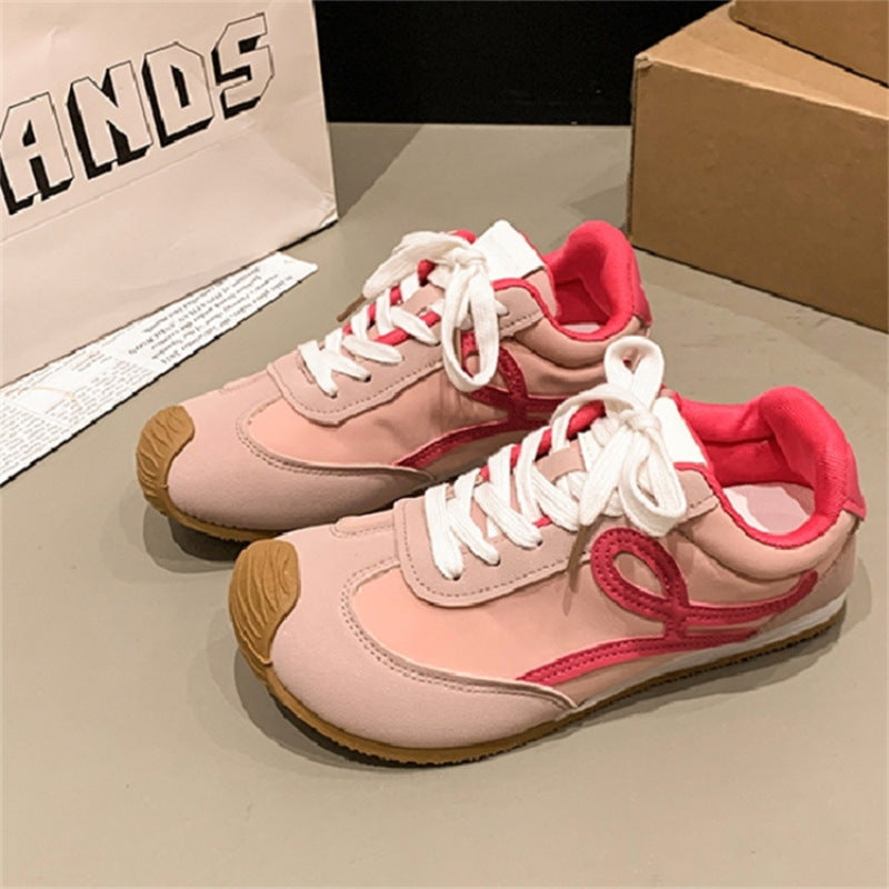 Dame Sneakers med moderne design og åndbar overfladestruktur Stilla