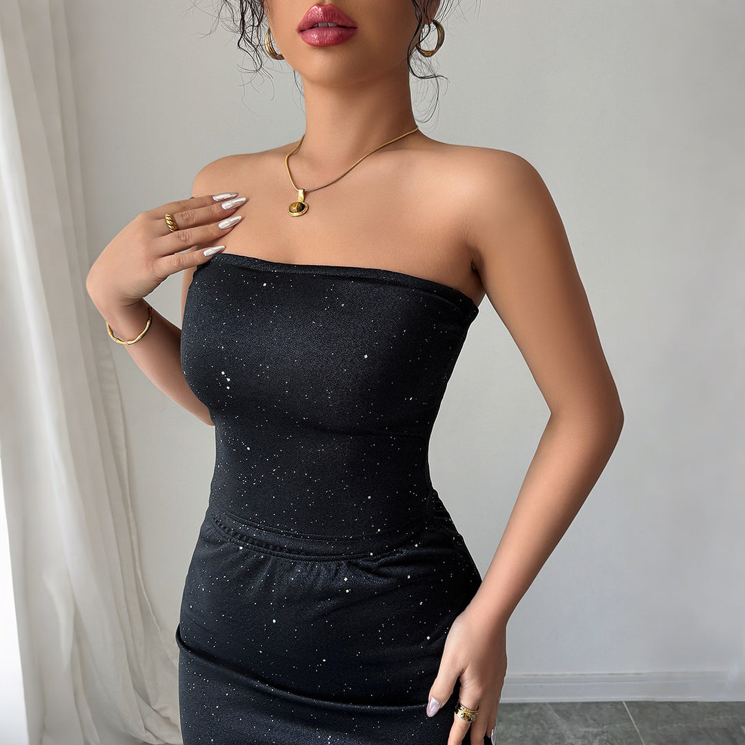 Dame chic strapless aften kjole med figursyget snit og glimmer detaljer Stilla