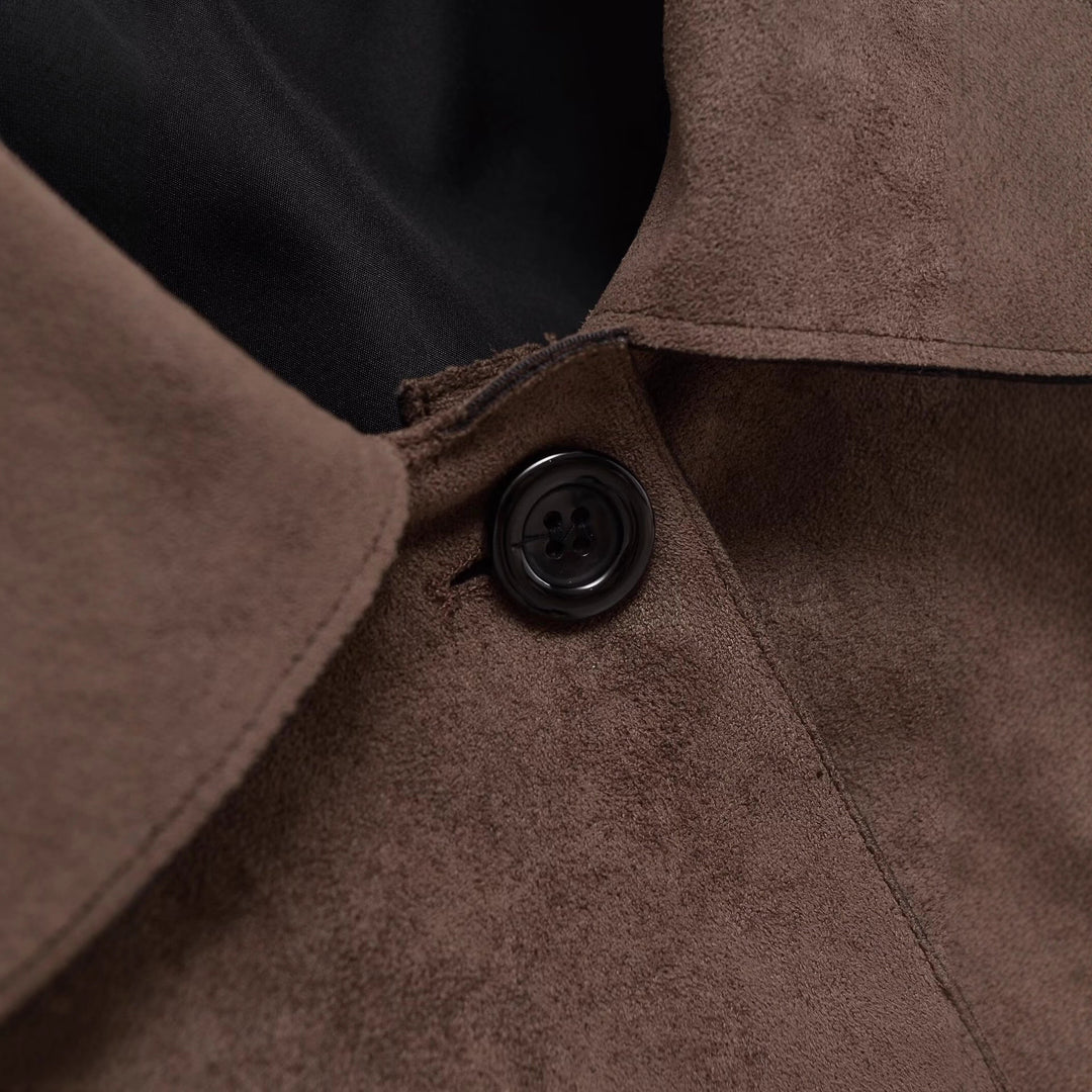 Kvindernes fashionable korte jakke lavet af blødt struktureret materiale Stilla