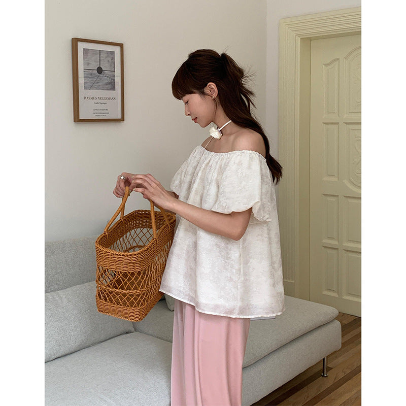 Dame Off-Shoulder Bluse med voluminøse ærmer og blomsterprint Stilla