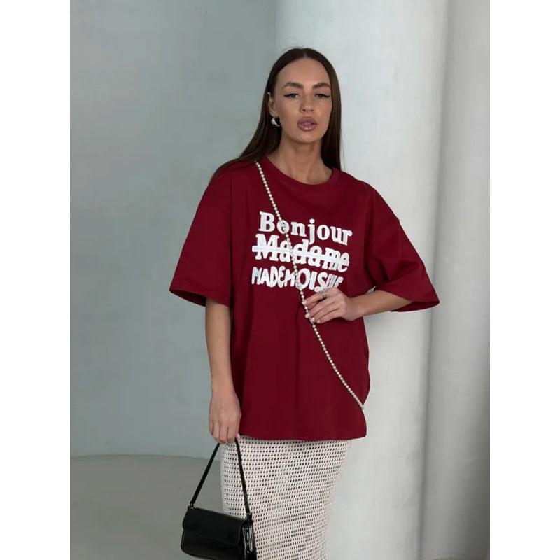 Dame T-shirt med moderne påskrift og afslappet snit Stilla
