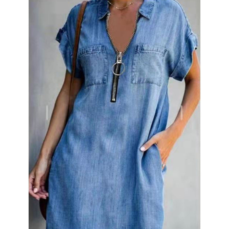 Femme Denim Utility Kjole med Lynlåsdetalje Stilla