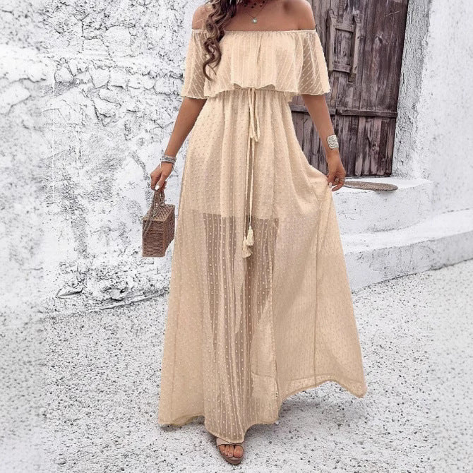 Dame maxikjole med off-shoulder design og sidelængde Stilla