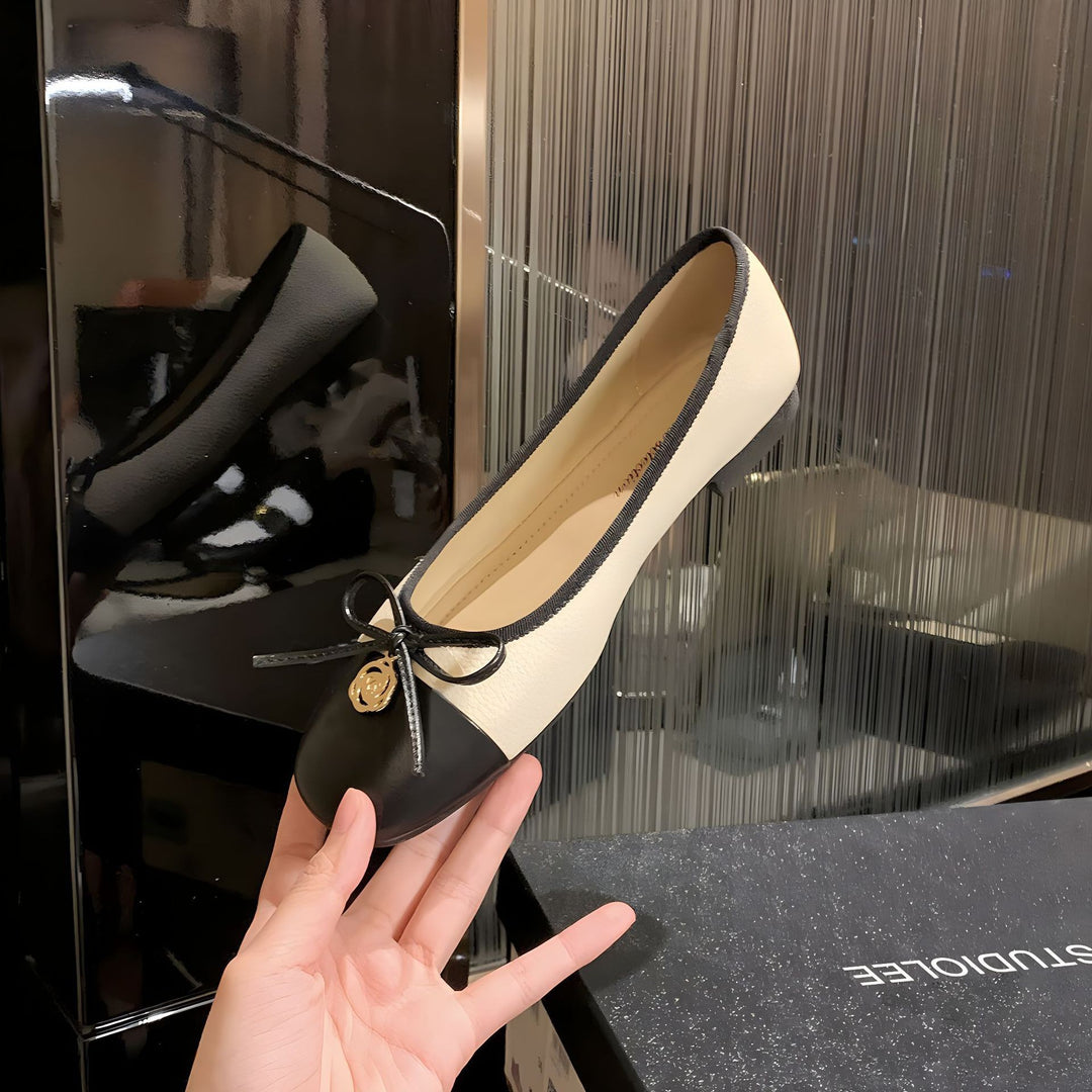 Damer elegante Ballerinaer med sløjfe og dekorerede detaljer Stilla