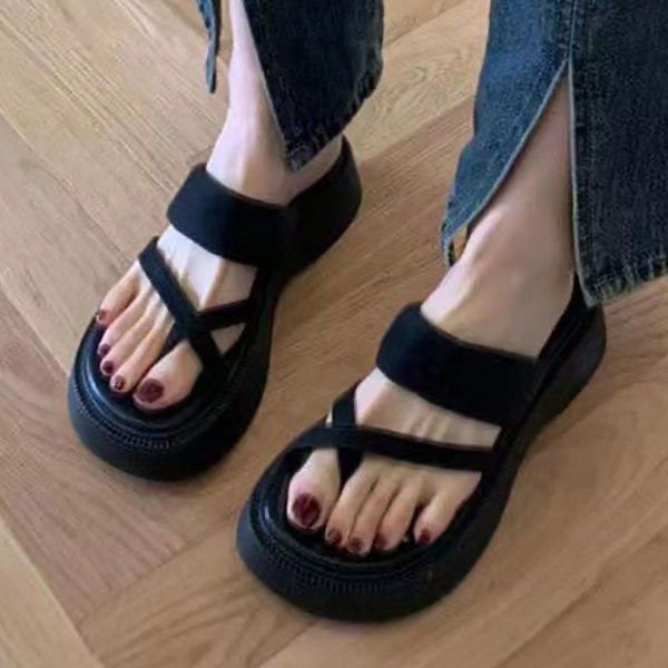 Dame Plateau-sandaletter med justerbare remme og moderigtigt design Stilla