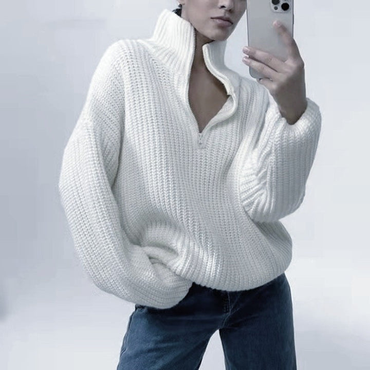 Dame pæn sweater i afslappet strikstil Stilla