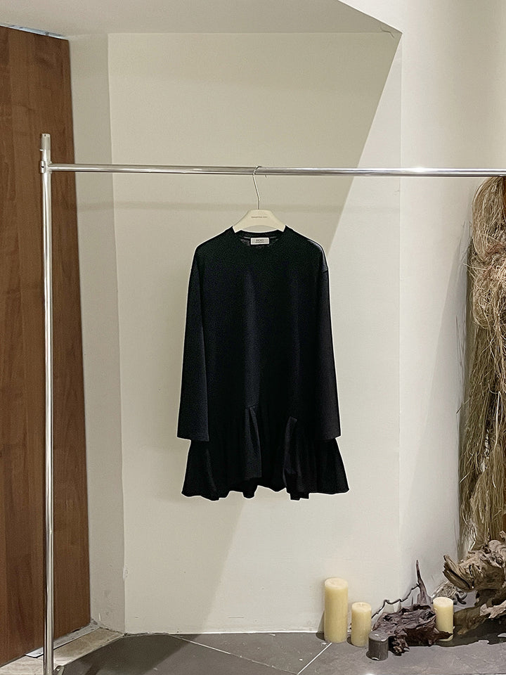Dame afslappet sweatshirt kjole med legende flæsekant og kvalitets bomuldsblanding Stilla