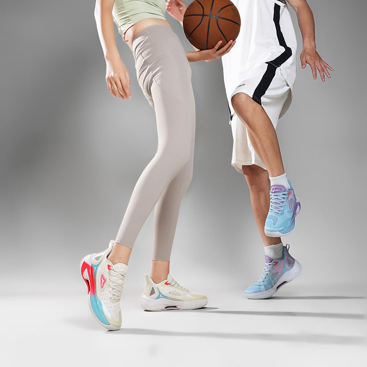 Herrer High-Performance Basketball Sneaker med Adaptive Cushion Technology Stilla
