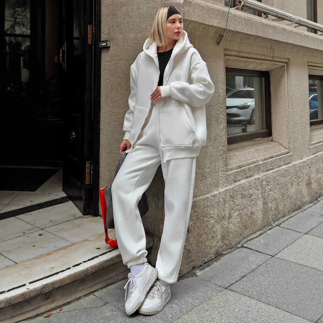 Kvinders sporty fleece sæt med hætte og løse bukser Skovae