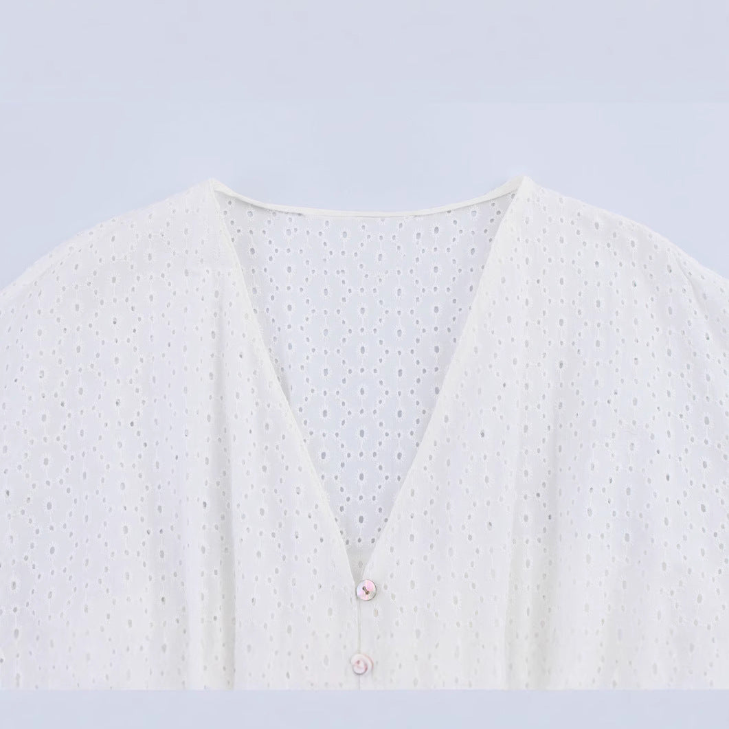Femme Eyelet Button-Up Kjole med voluminøse ærmer Stilla